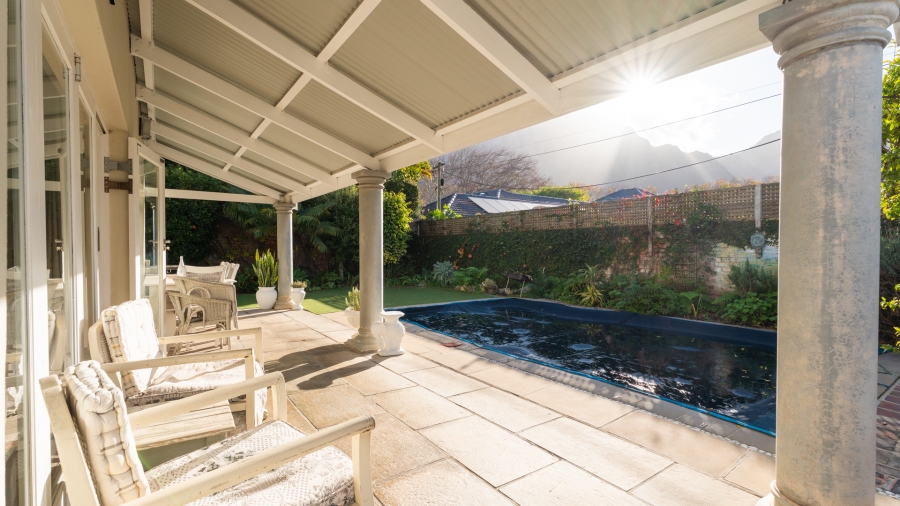 4 Bedroom Property for Sale in Claremont Upper Western Cape